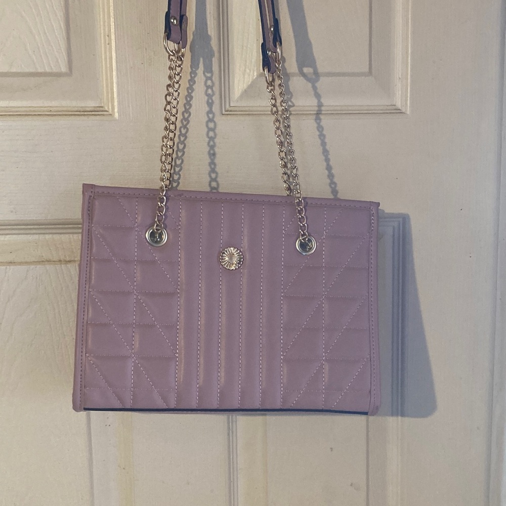 Elegant Quilted Shoulder Bag - Pink